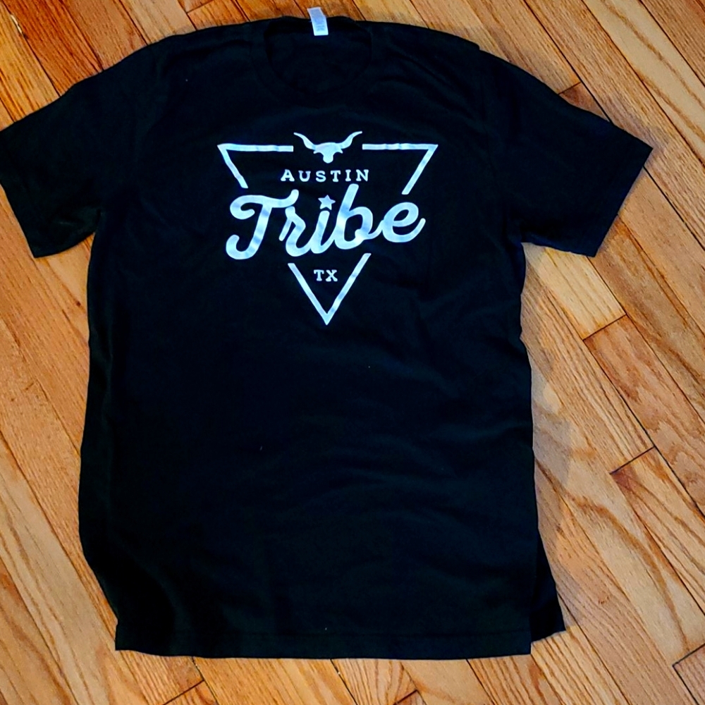 Black T shirt Austin Tribe Large